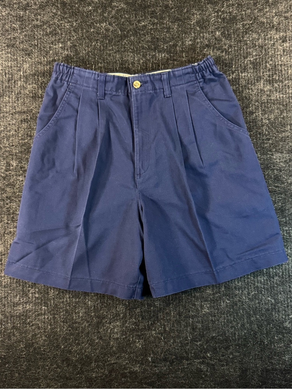 1994 Lee Authentic Clothing Womens Size 10 Petite Pleated Navy Blue Chino Shorts